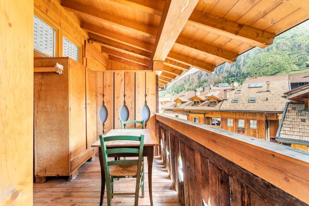 Appartamento Rustico Con Stube E Balcone Predazzo Exterior photo